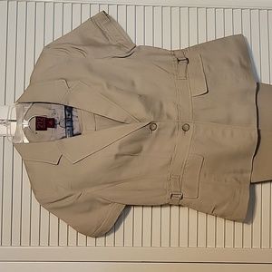 Short sleeve khaki colored jacket with matching pants. 212 Collection.